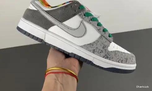 SB  HF4840-068 Nike Premium Dunk Low 0530